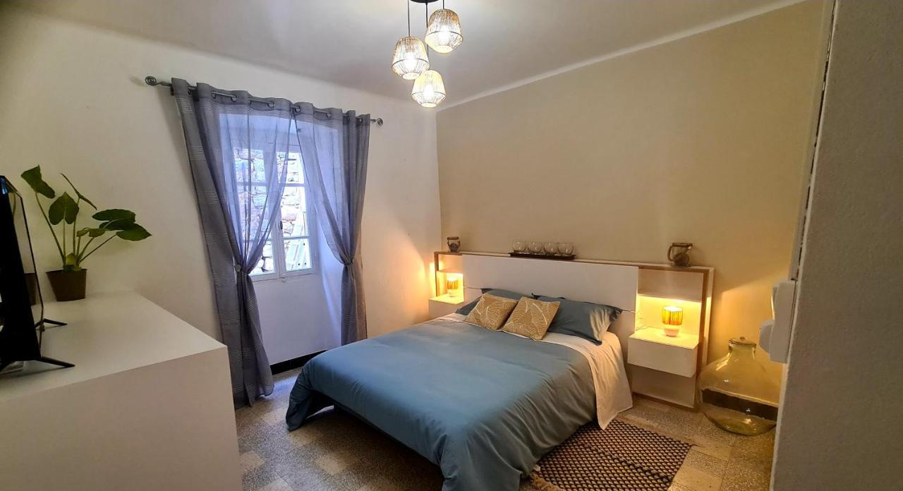 Lou Mouli Di Baou Bed & Breakfast Labeaume Ngoại thất bức ảnh