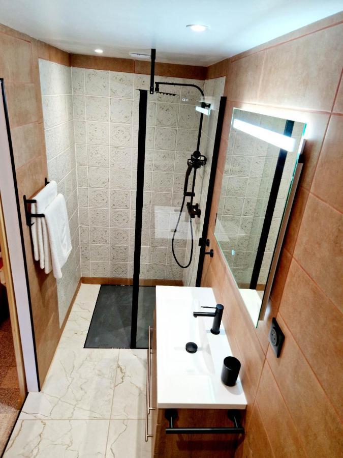 Lou Mouli Di Baou Bed & Breakfast Labeaume Ngoại thất bức ảnh